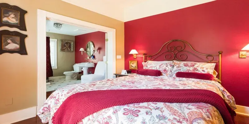 The Bordello Room at the Panama Hotel